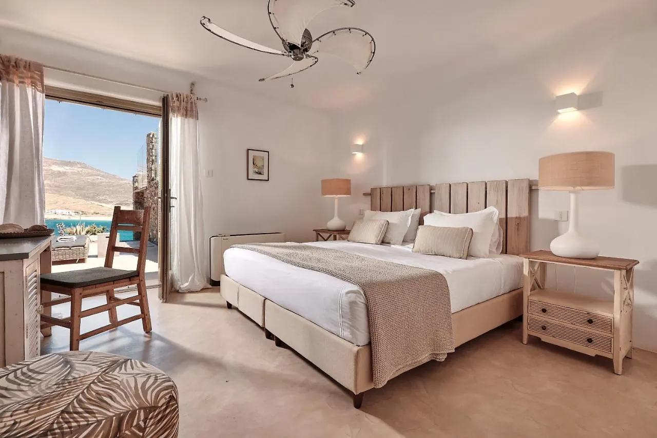 Villa Barbarossa - Elegant Beachfront Retreat With Heated Pool & Outdoor Gym Ftelia  0*, Ftelia (Mykonos) Grekland