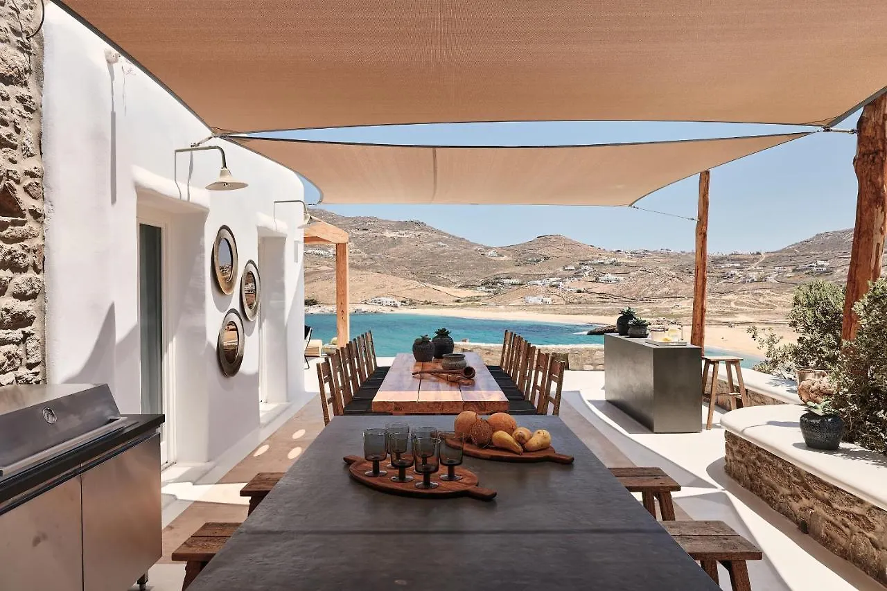 Villa Barbarossa - Elegant Beachfront Retreat With Heated Pool & Outdoor Gym Ftelia