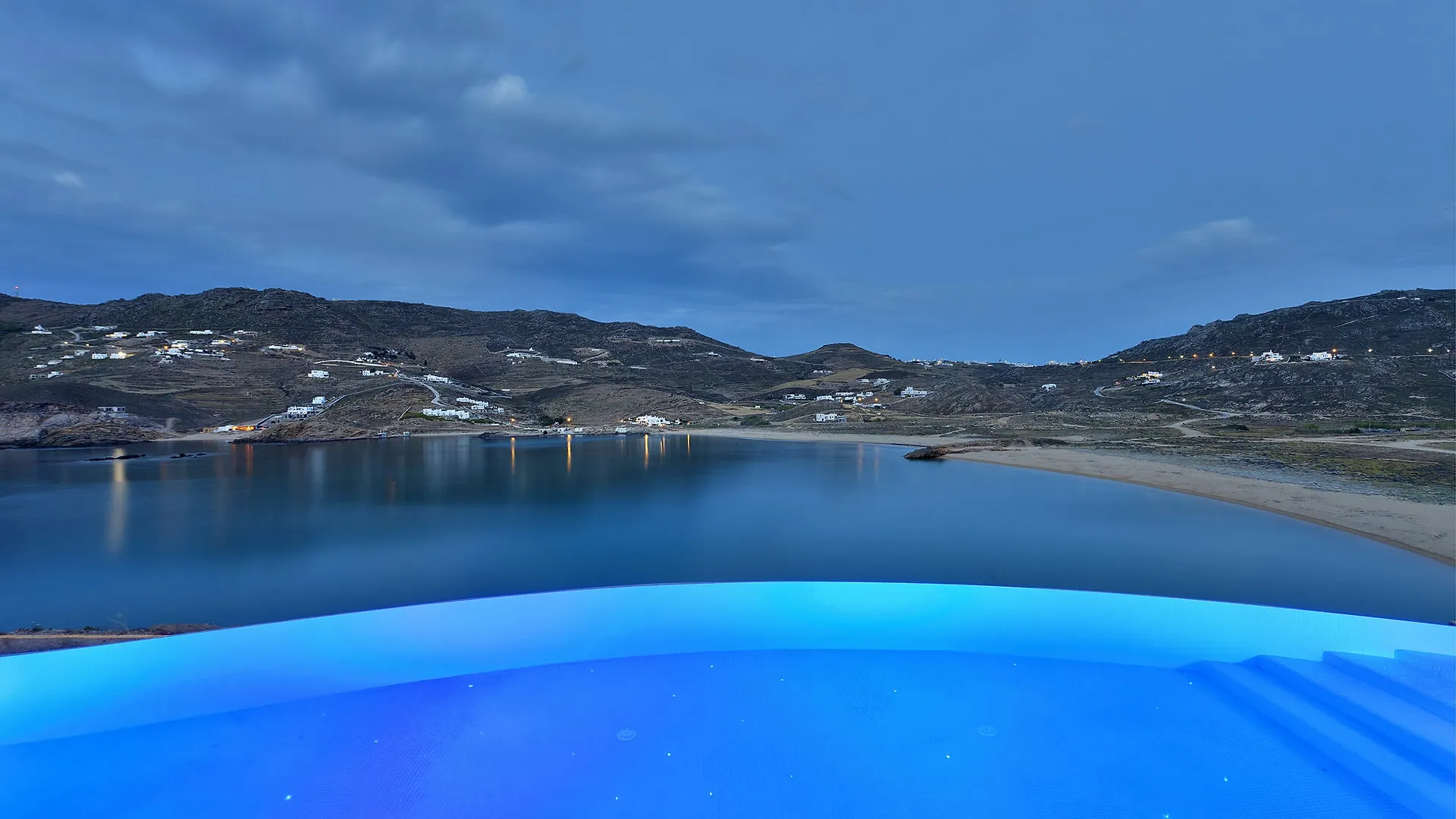 Villa Barbarossa - Elegant Beachfront Retreat With Heated Pool & Outdoor Gym Ftelia   Ftelia (Mykonos)