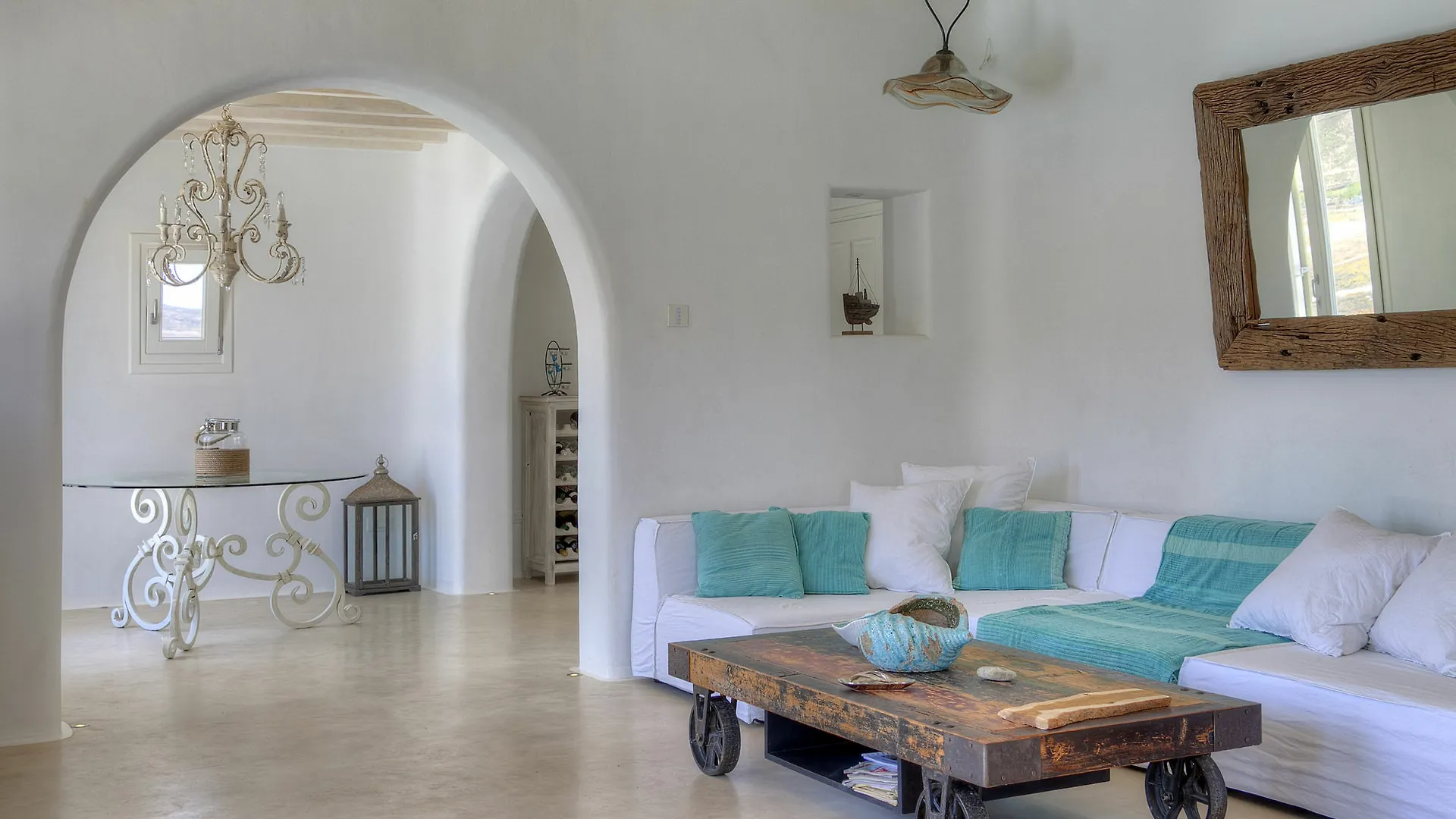 Villa Barbarossa - Elegant Beachfront Retreat With Heated Pool & Outdoor Gym Ftelia
