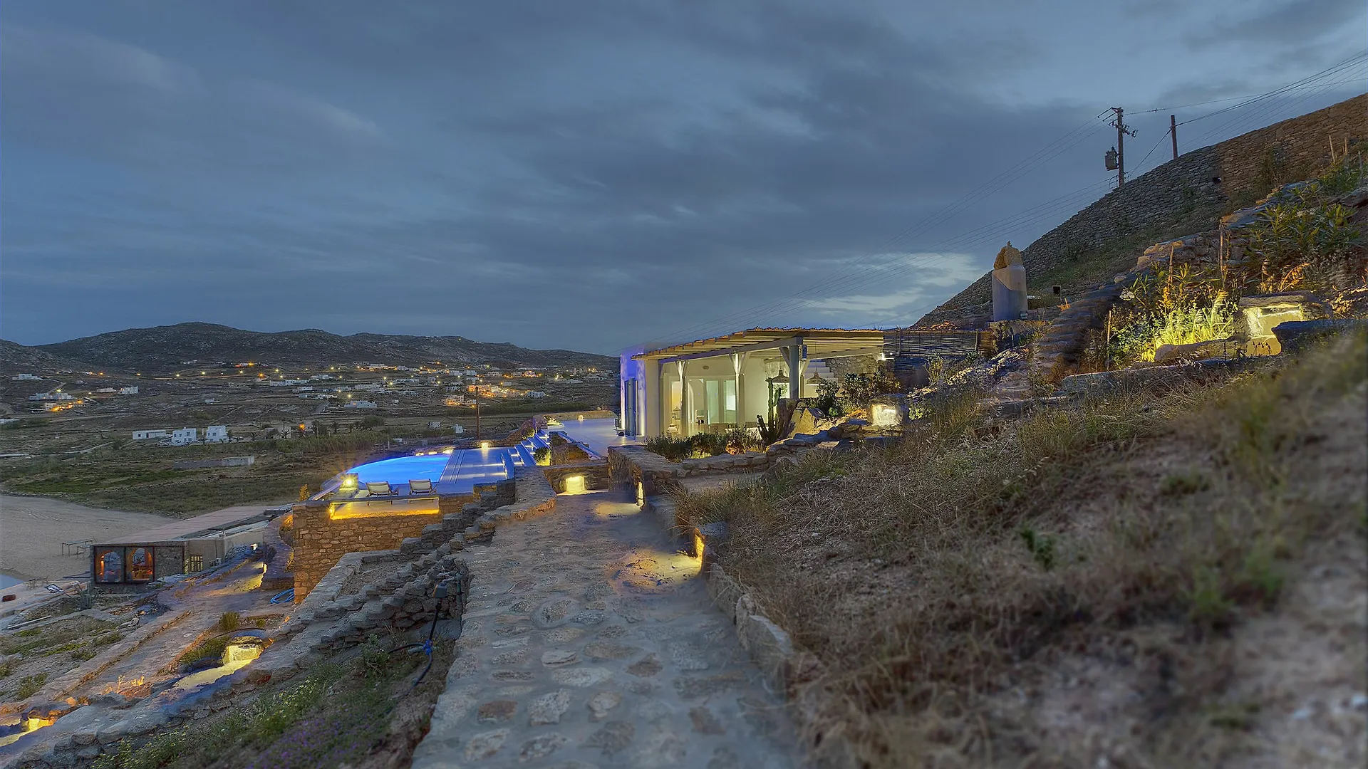Villa Barbarossa - Elegant Beachfront Retreat With Heated Pool & Outdoor Gym Ftelia