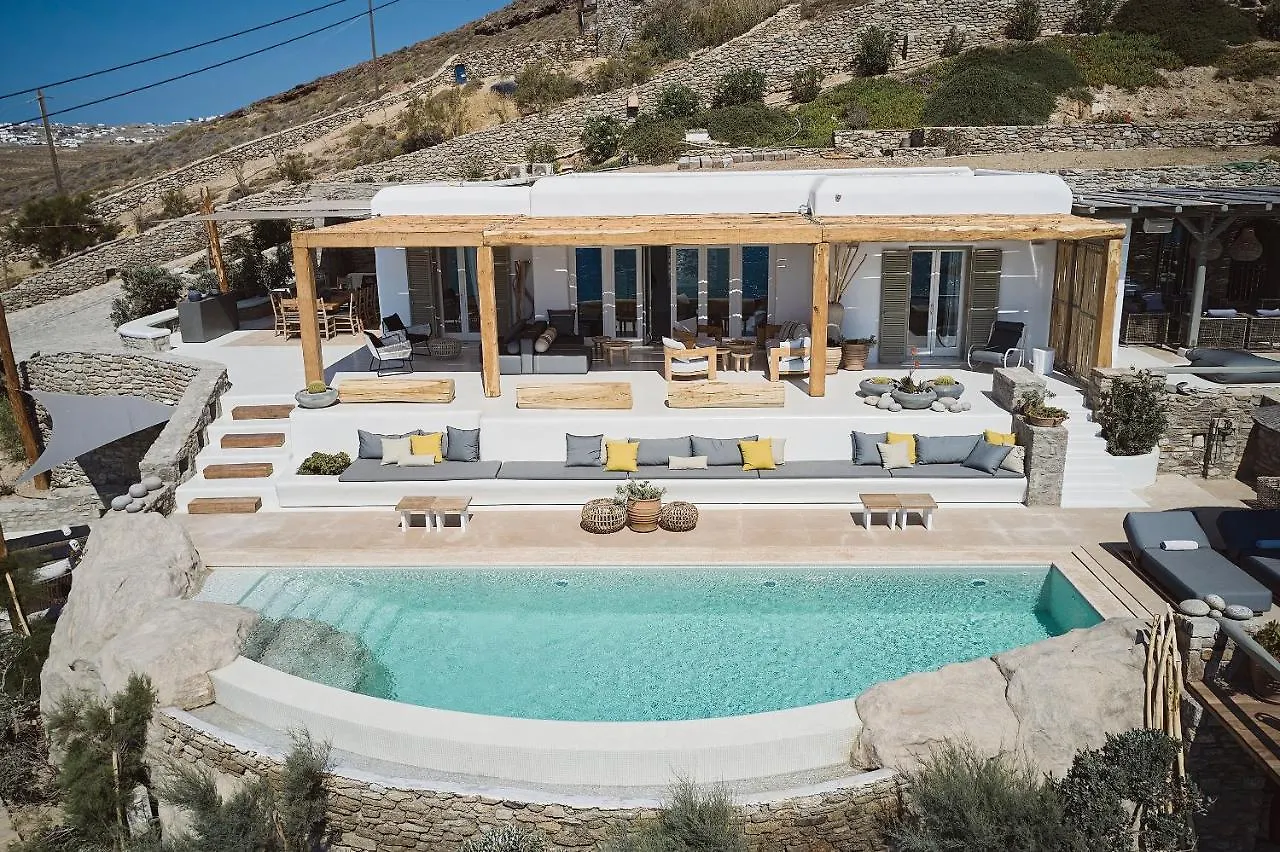 Villa Barbarossa - Elegant Beachfront Retreat With Heated Pool & Outdoor Gym Grèce