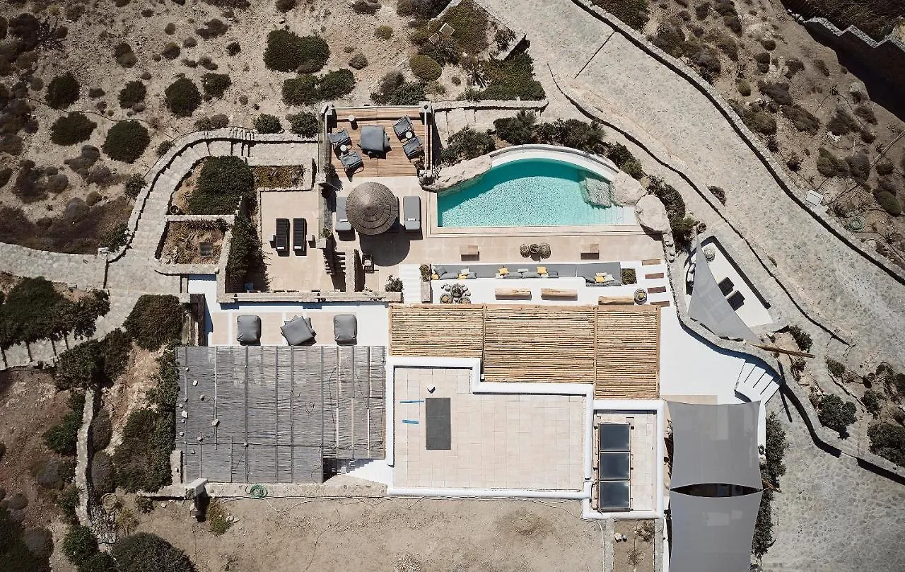 Villa Barbarossa - Elegant Beachfront Retreat With Heated Pool & Outdoor Gym Grèce