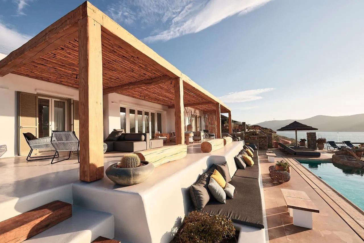 Villa Barbarossa - Elegant Beachfront Retreat With Heated Pool & Outdoor Gym Ftelia (Mykonos)