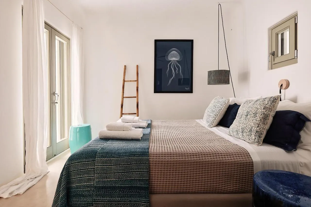 Villa Barbarossa - Elegant Beachfront Retreat With Heated Pool & Outdoor Gym  Ftelia (Mykonos)