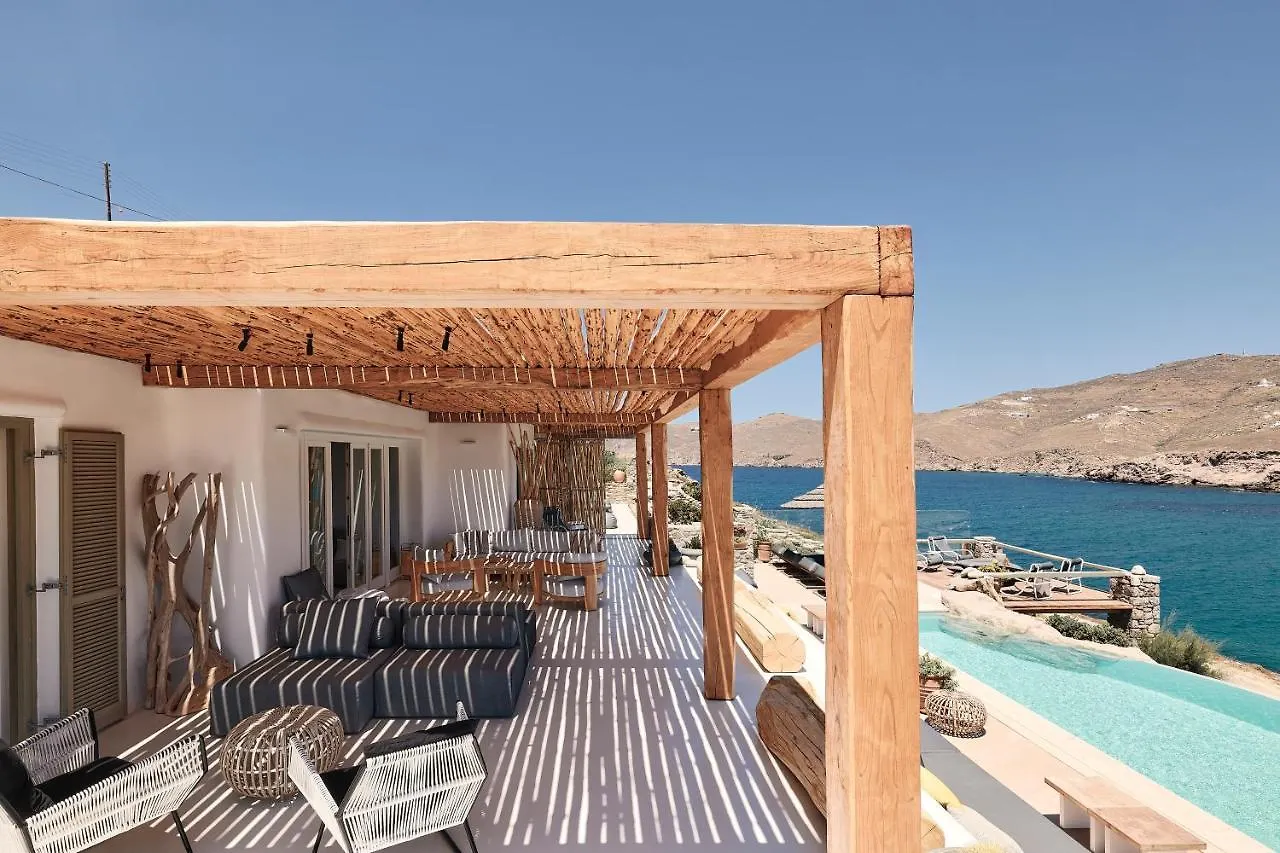 Villa Barbarossa - Elegant Beachfront Retreat With Heated Pool & Outdoor Gym Grèce
