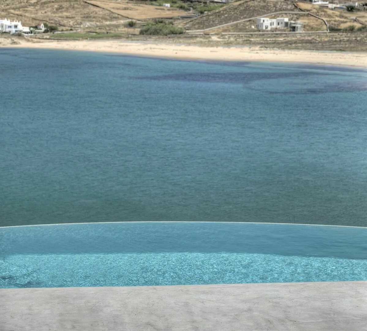 Villa Barbarossa - Elegant Beachfront Retreat With Heated Pool & Outdoor Gym