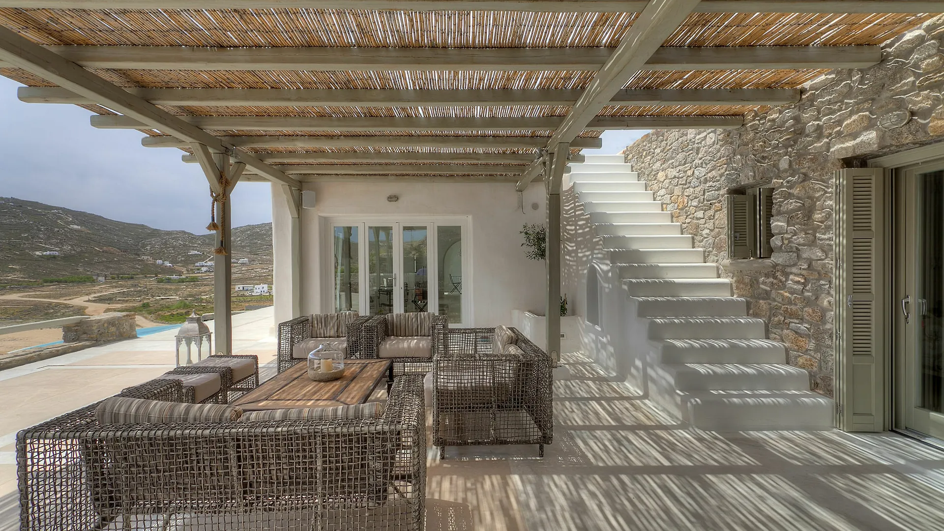 Villa Barbarossa - Elegant Beachfront Retreat With Heated Pool & Outdoor Gym