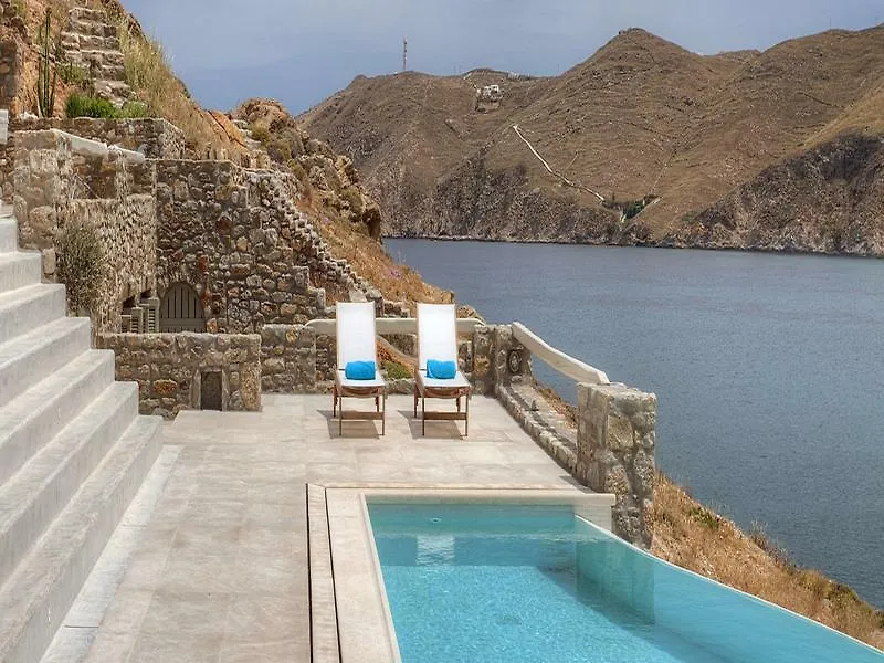 Villa Barbarossa - Elegant Beachfront Retreat With Heated Pool & Outdoor Gym Grèce